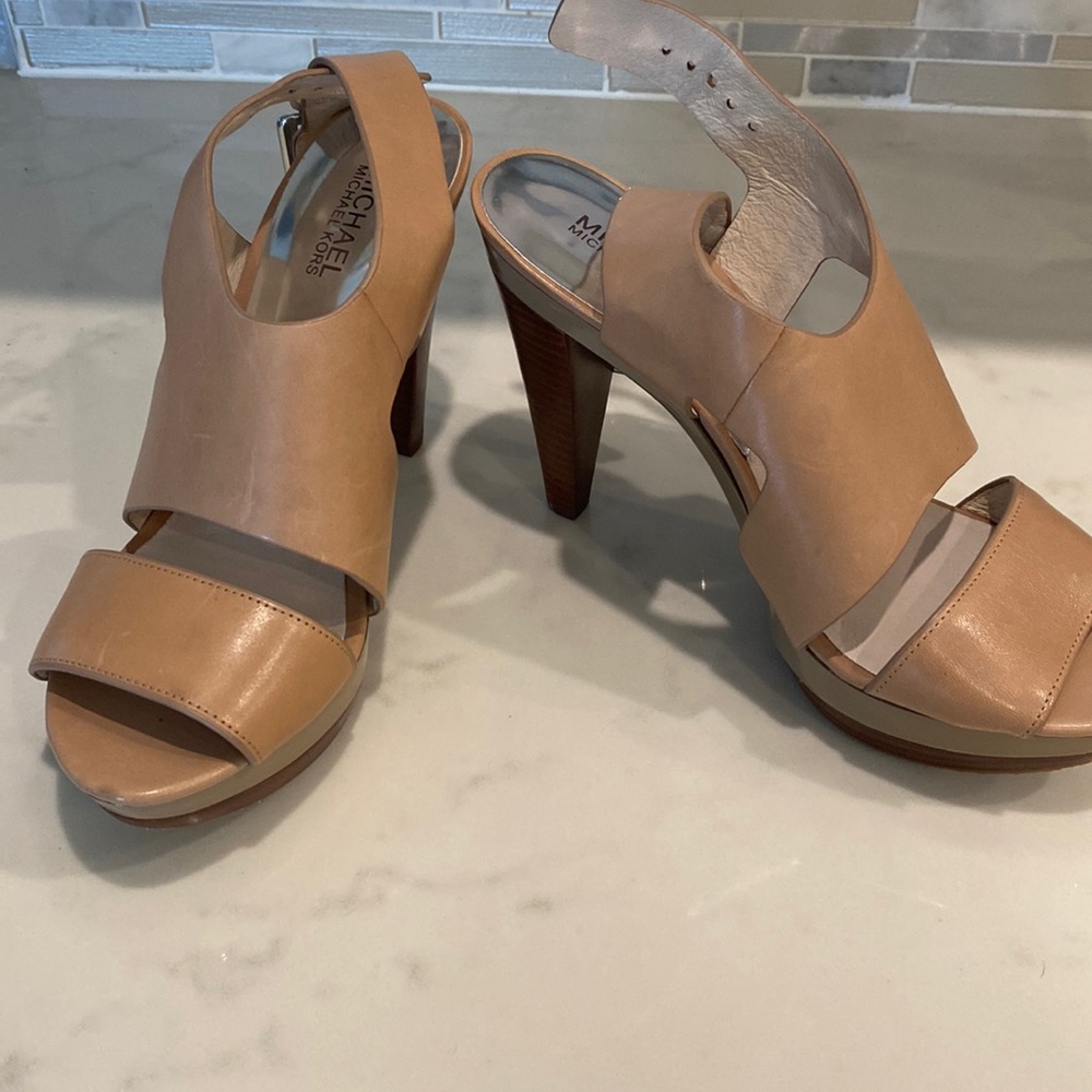 Tan Michael Kors 4” heels. Never worn.